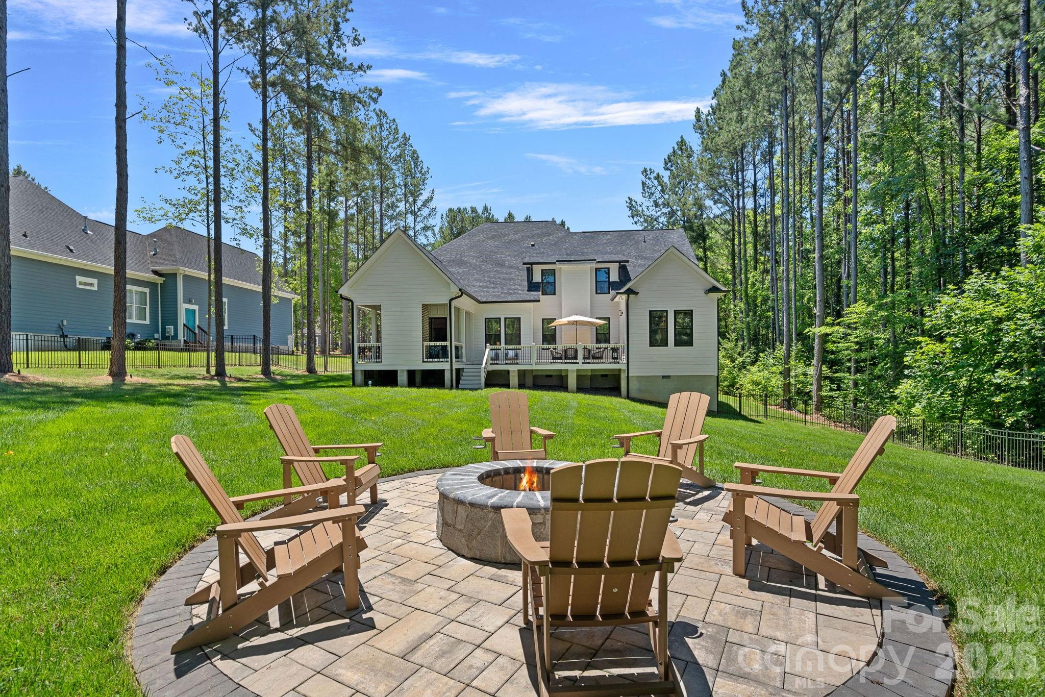 Winding Forest - Residential