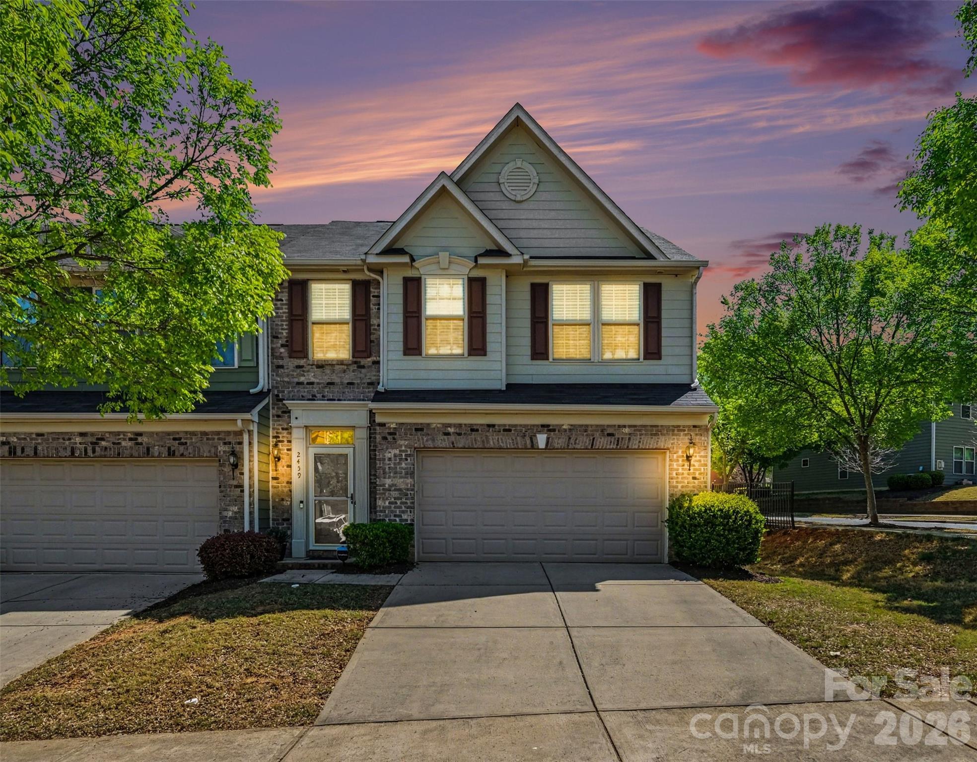 Seller financing at 4.99% available for qualified borrowers. Inquire to learn about how you can save up to $1,000 a month in payments.

Welcome home to Bryant Park! Close proximity to Uptown, SouthEnd, just outside of Wilmore and the vibrant Wesley Heights neighborhood. This End unit is a must see! Main level showcases an open kitchen, dining, and living area and engineered hardwood floors throughout. Kitchen is equipped with stainless steel appliances, pantry and two-tone kitchen island. Upstairs, you’ll find a spacious primary suite with a tray ceiling, walk-in closet, dual vanities, large tiled tub/shower. Along with two secondary bedrooms, full bathroom, and a convenient laundry room with side-by-side washer/dryer and storage.