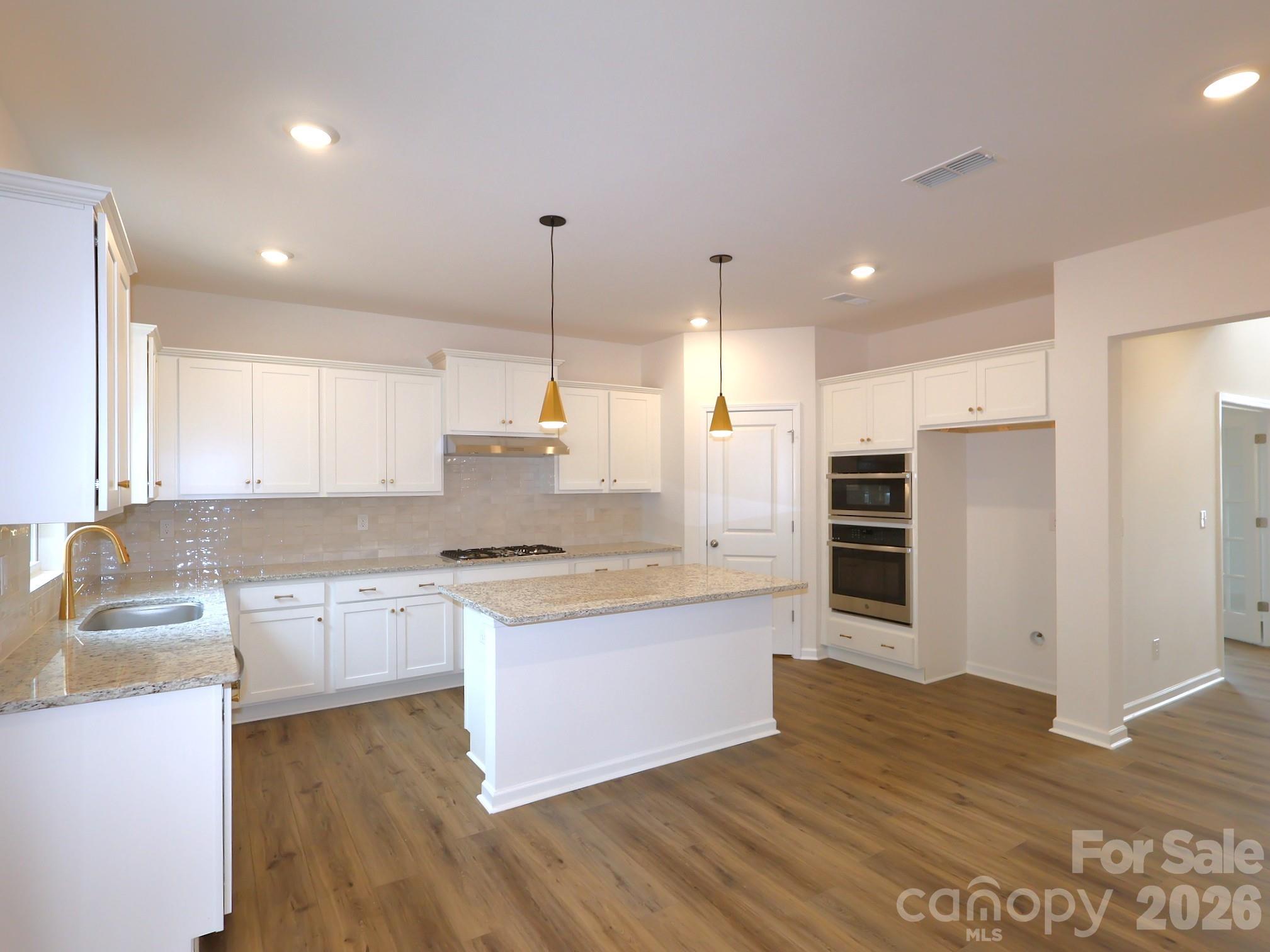 Amber Glen - Residential