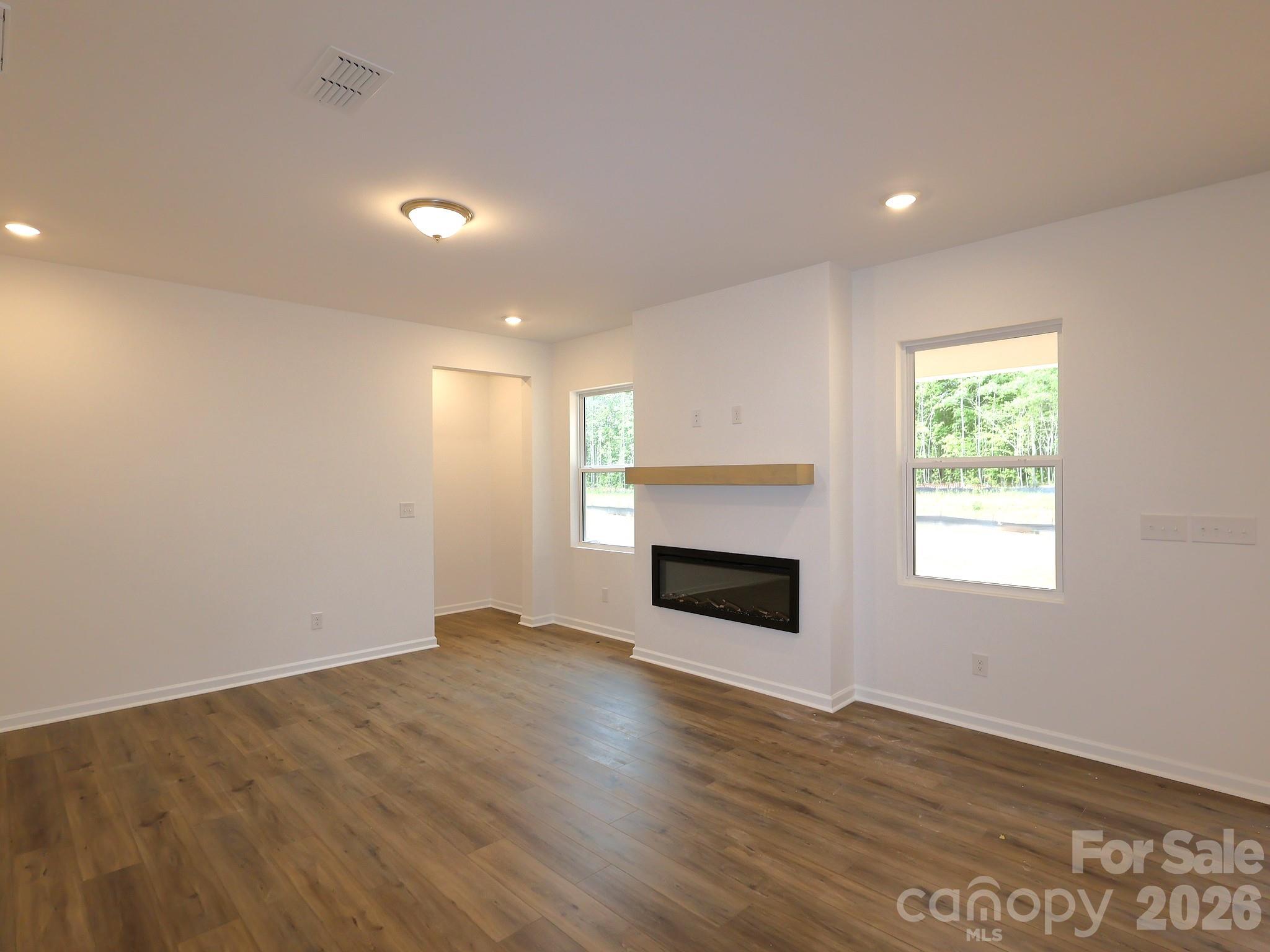 Amber Glen - Residential