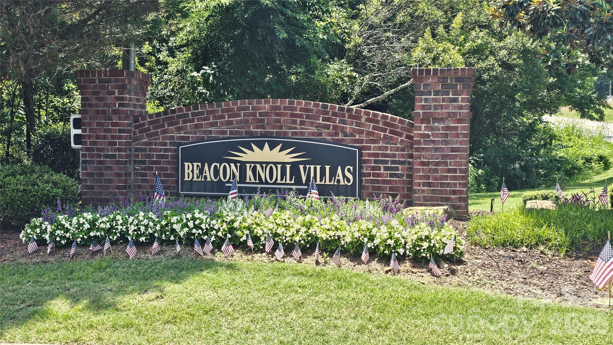 Beacon Knoll Villas - Residential