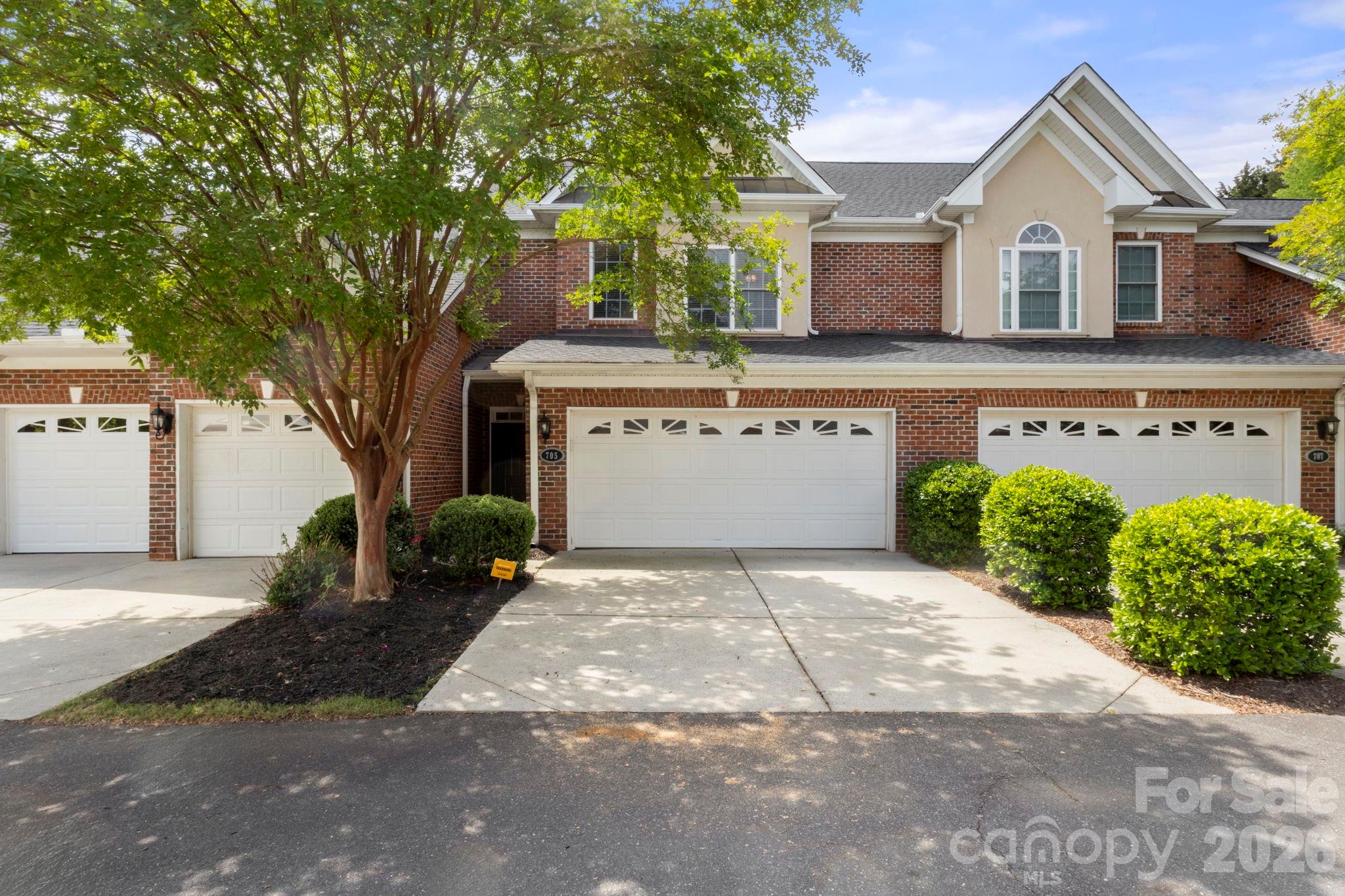 Beacon Knoll Villas - Residential