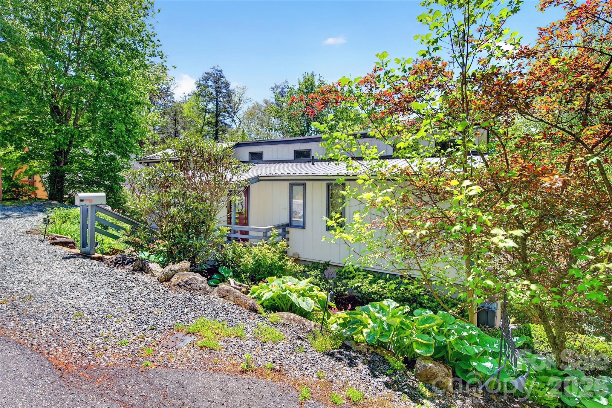 Linville Land Harbor - Residential