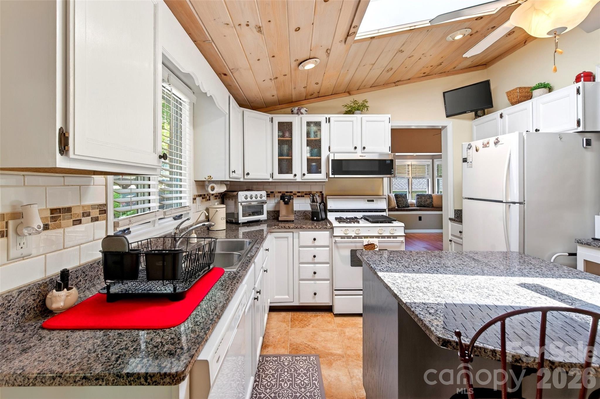 Linville Land Harbor - Residential