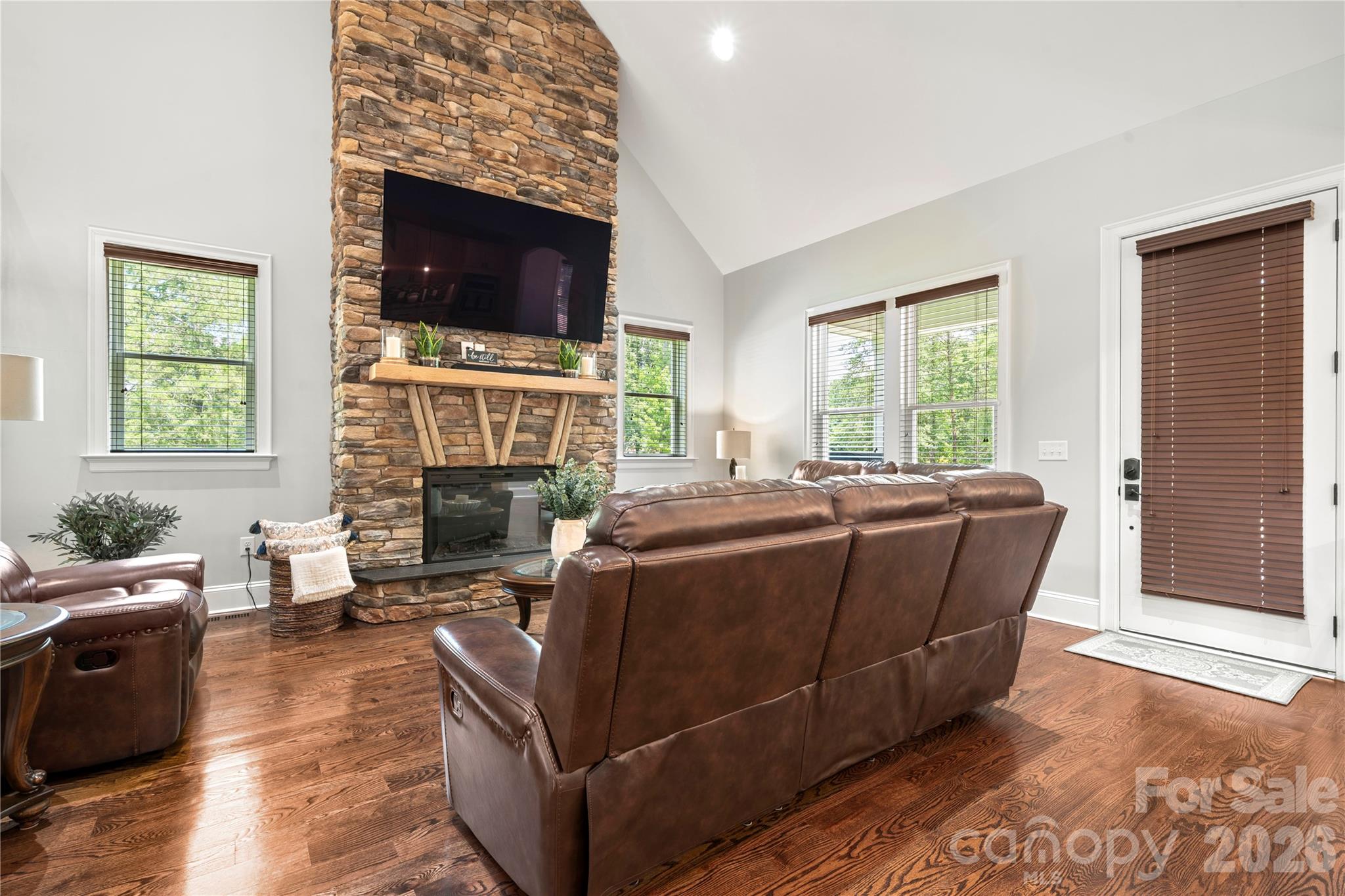 Country Club Hills - Residential