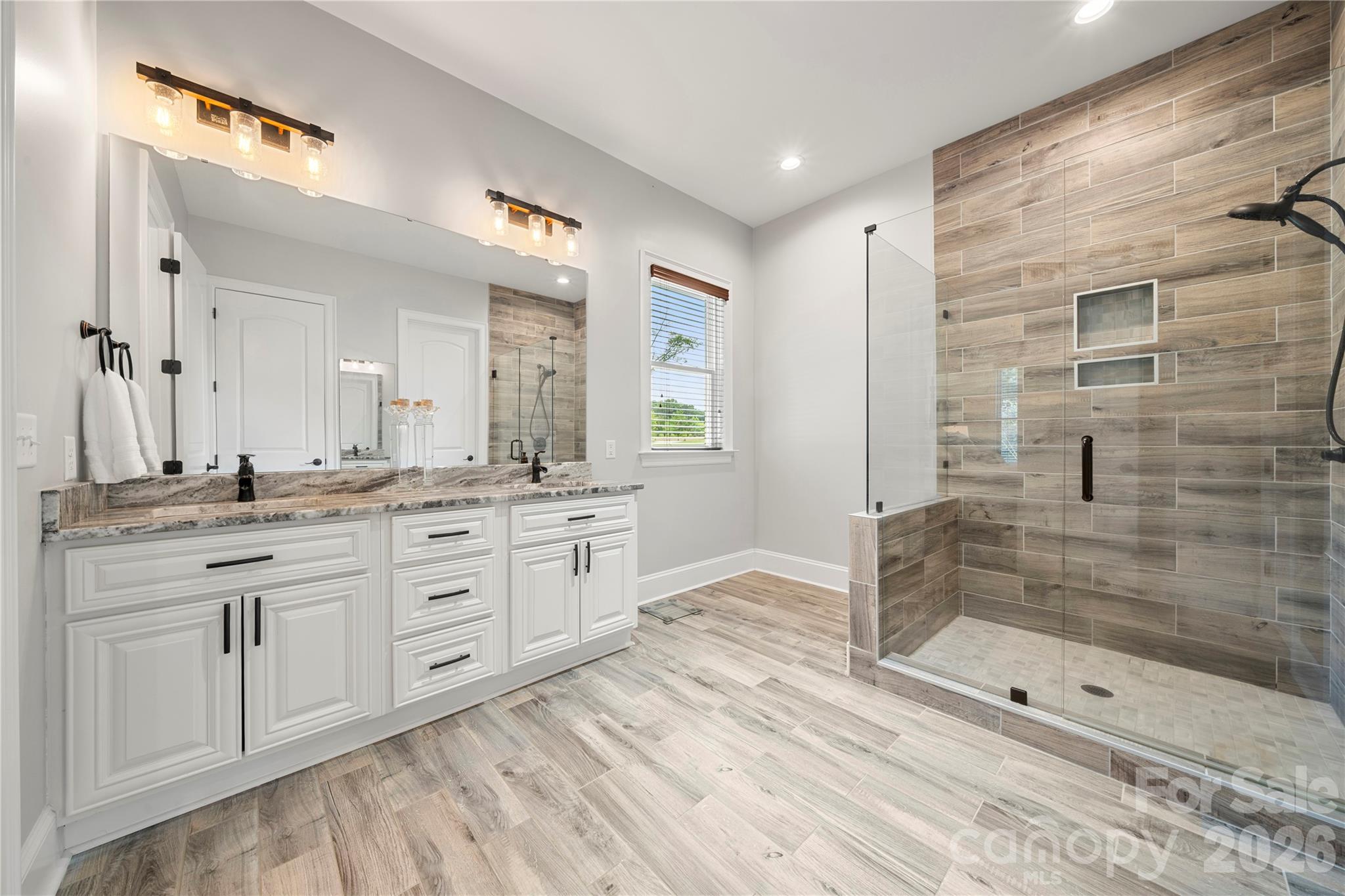 Country Club Hills - Residential