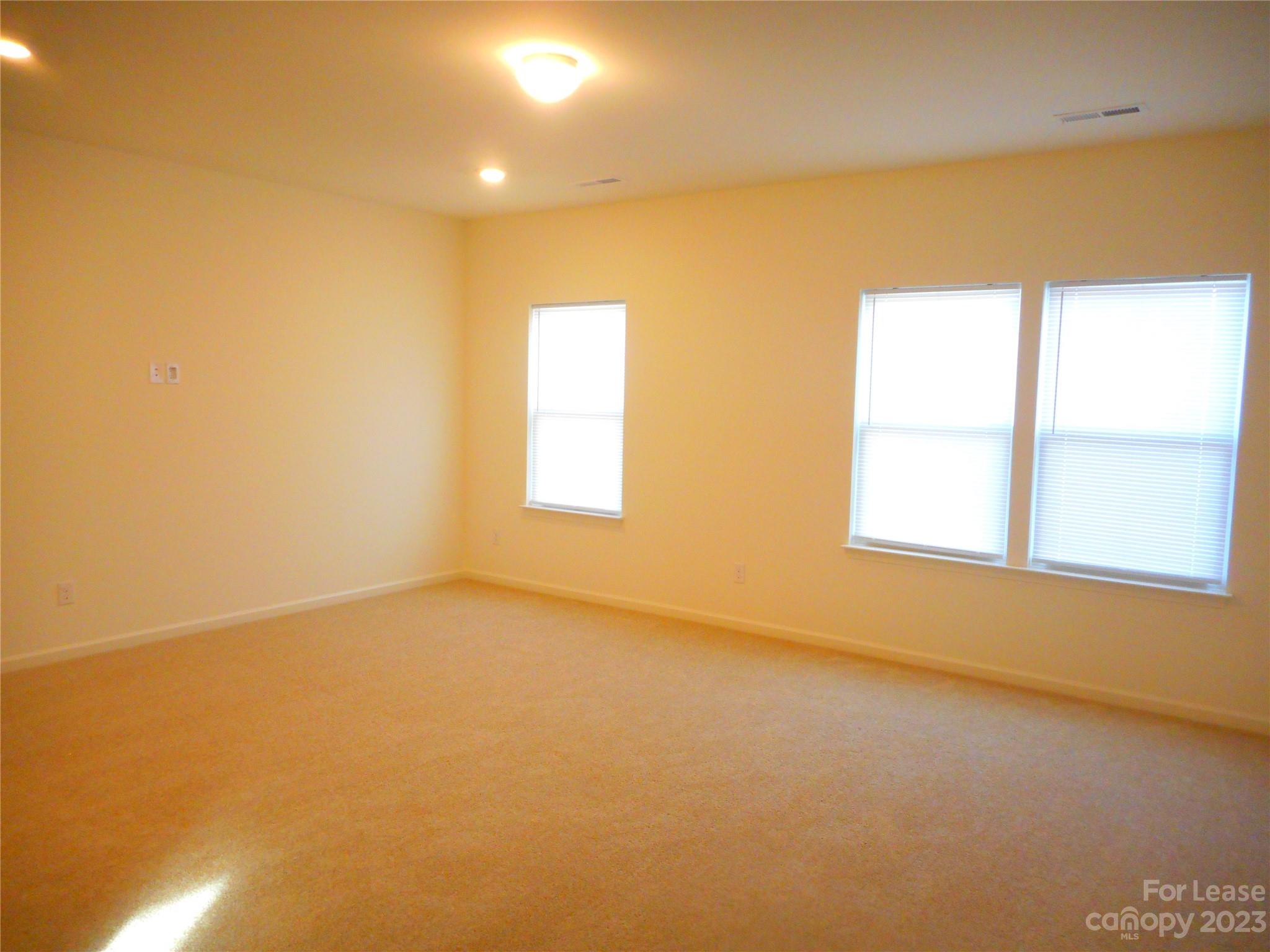 Edgewater - Residential Lease