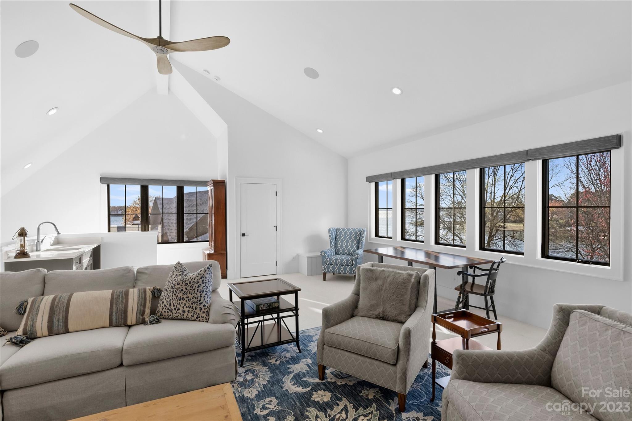 Country Club Shores - Residential