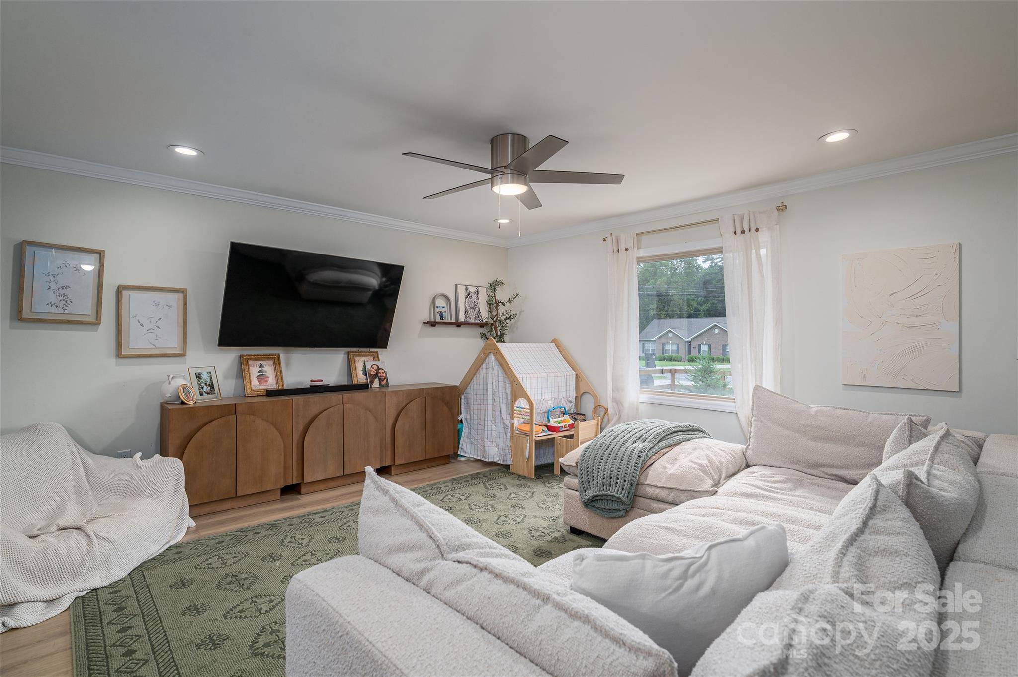 Oakdale - Residential