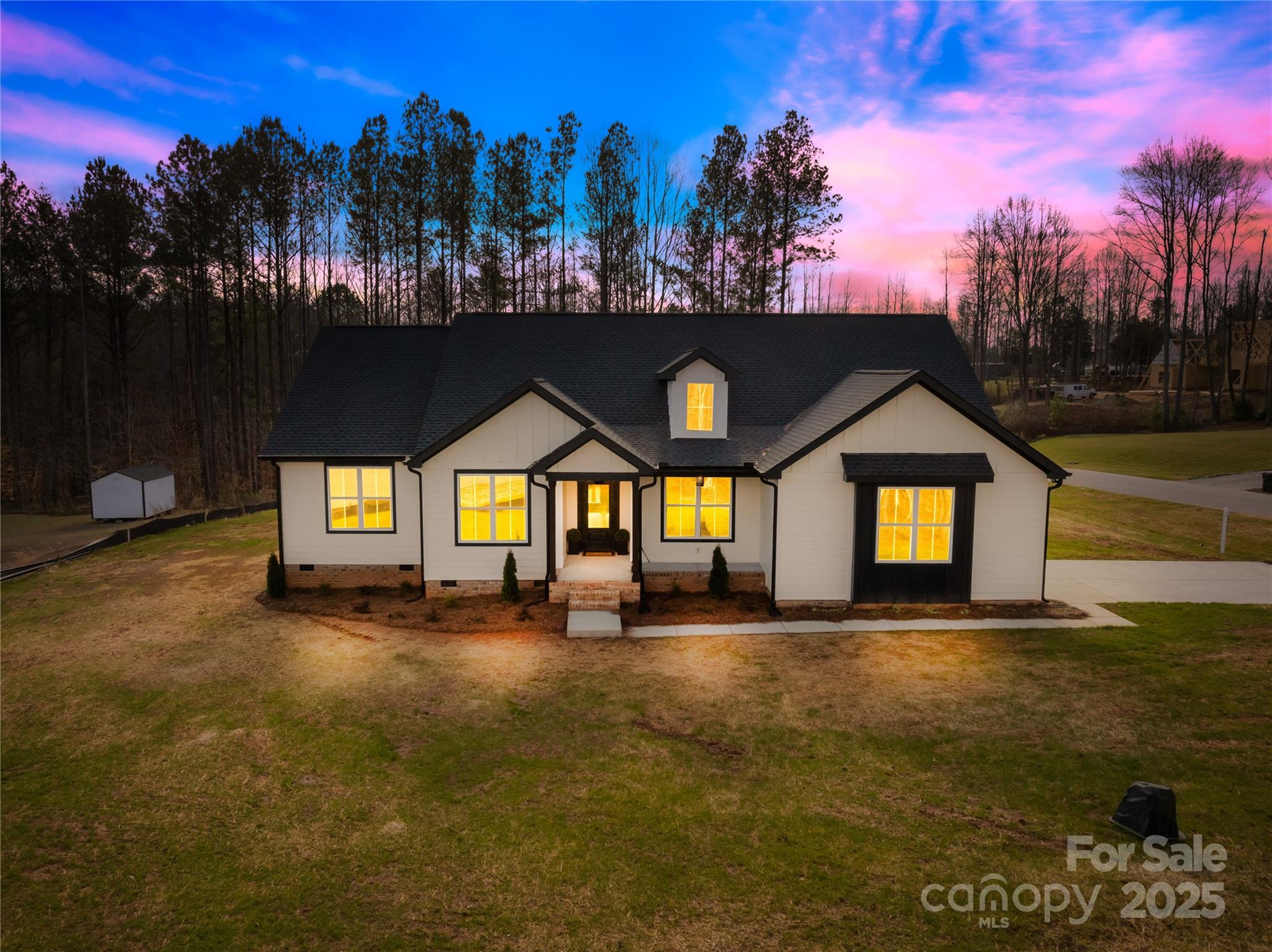Sanders Landing - Residential