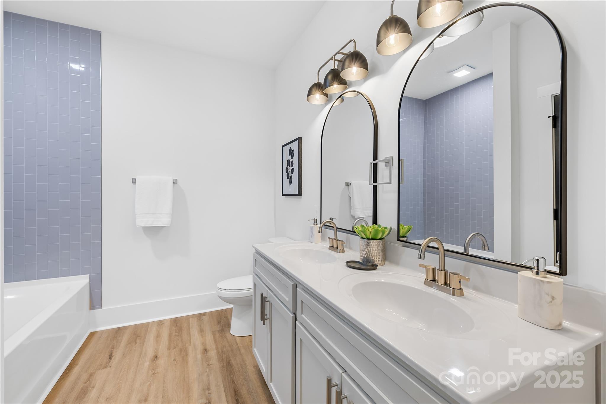 Sanders Landing - Residential