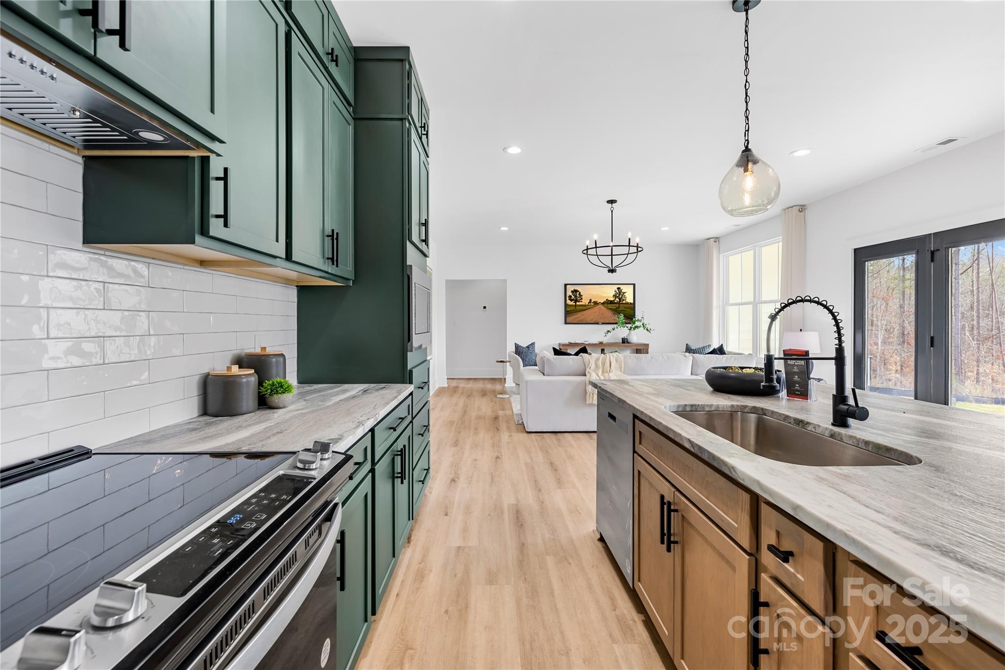 Sanders Landing - Residential