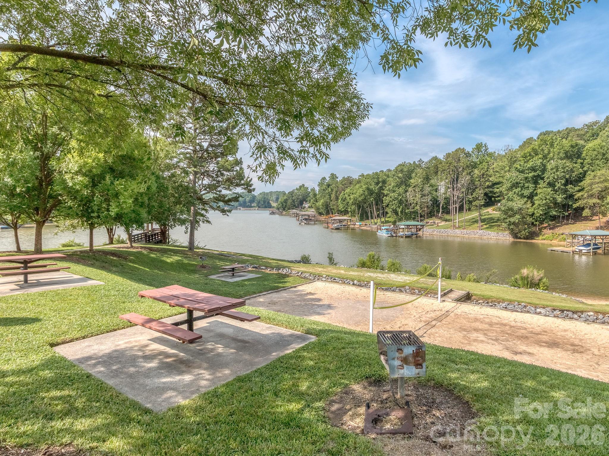 Tega Cay - Residential