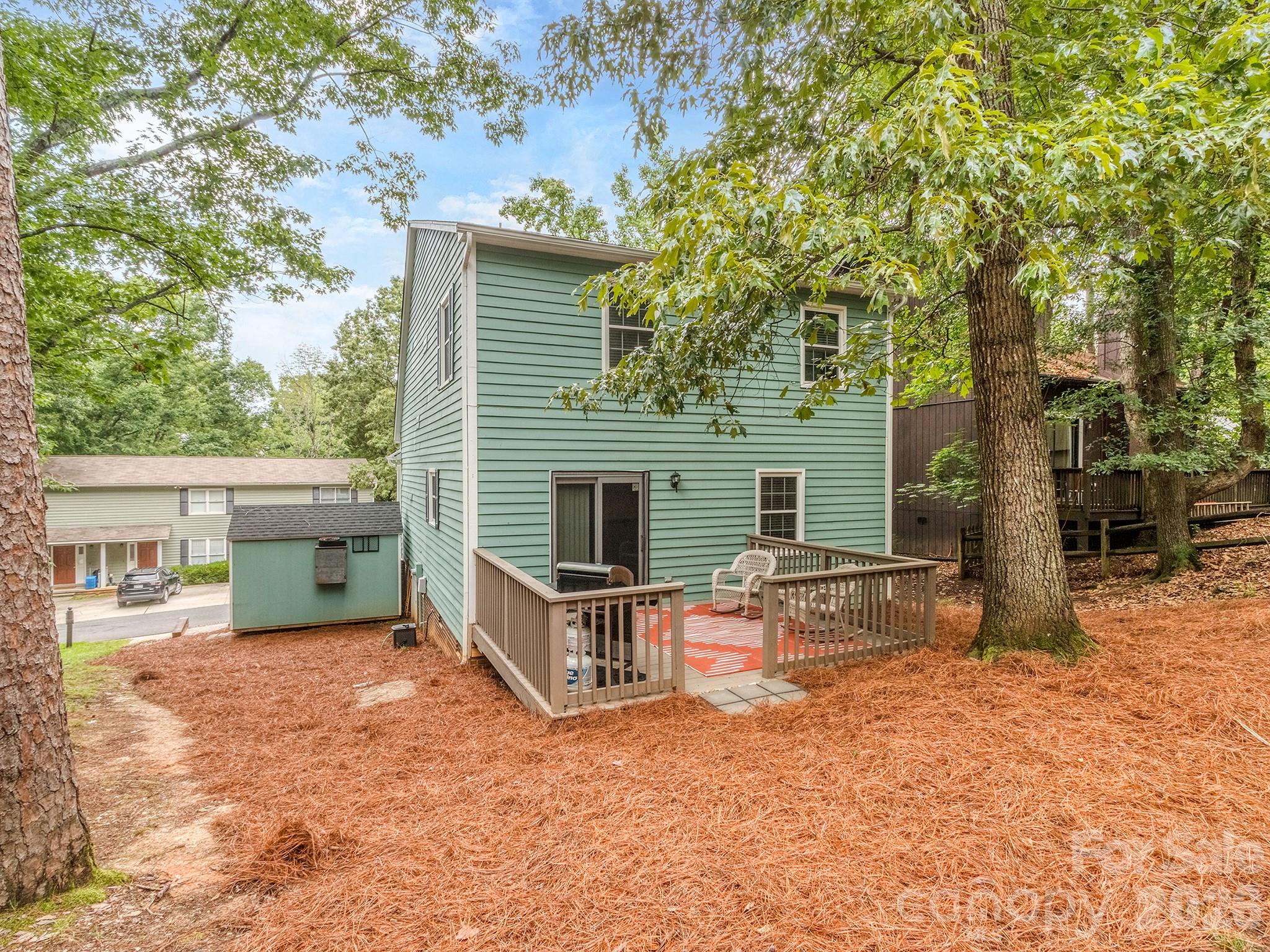 Tega Cay - Residential