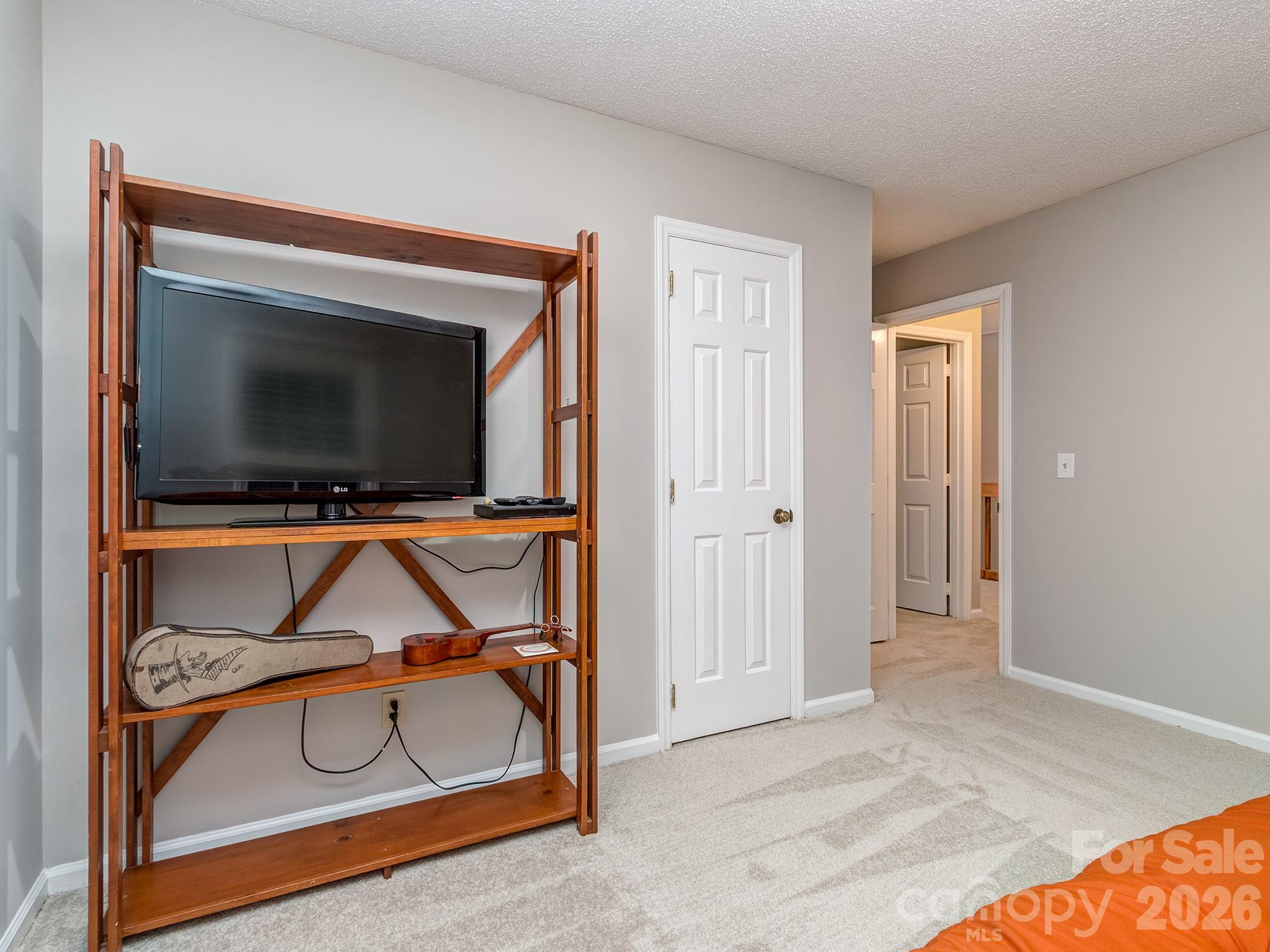 Tega Cay - Residential