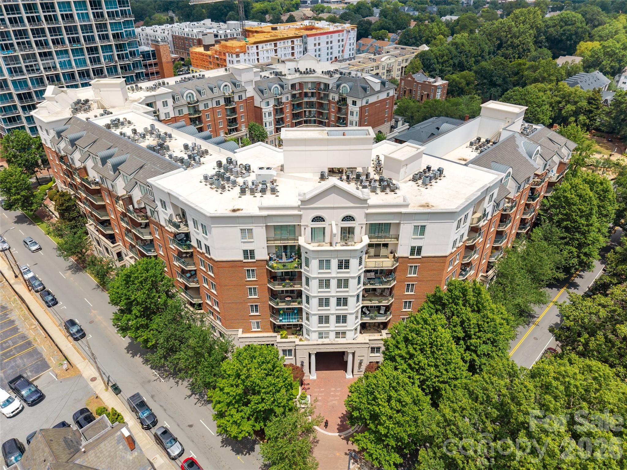 Fifth and Poplar - Residential