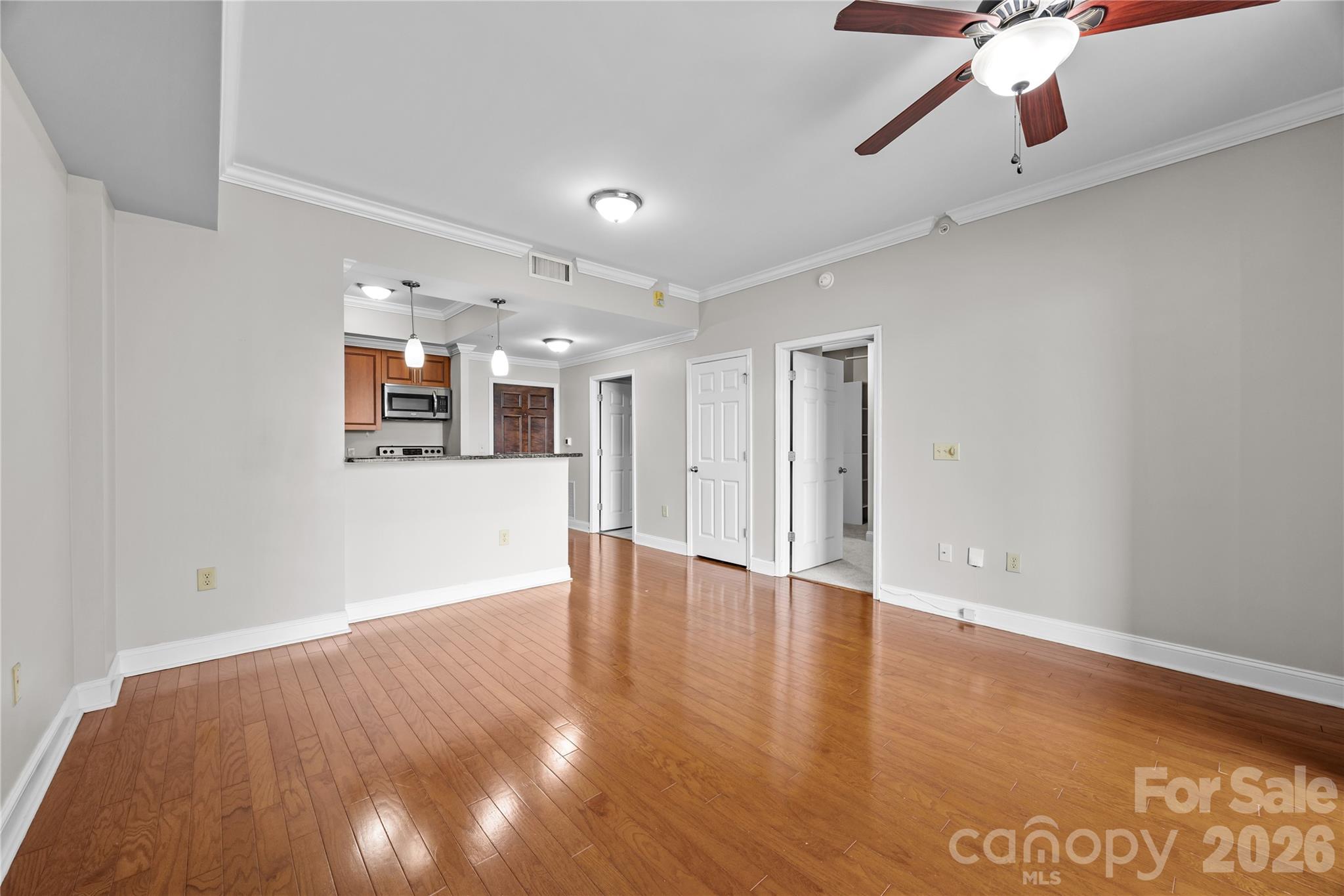 Fifth and Poplar - Residential