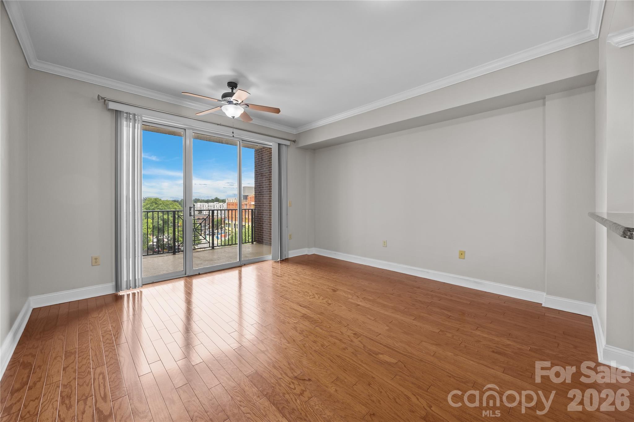 Fifth and Poplar - Residential