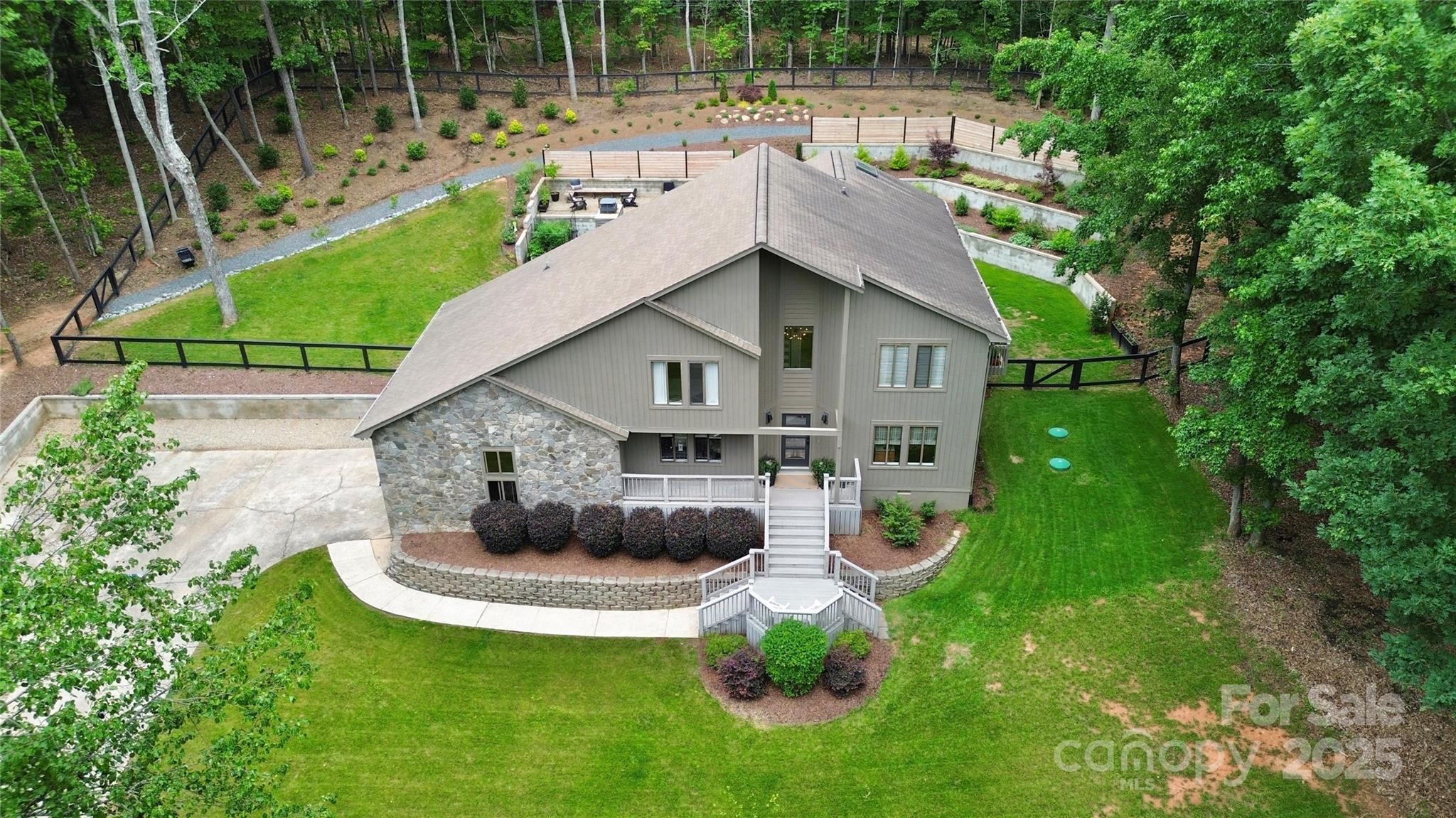 Black Horse Run - Residential