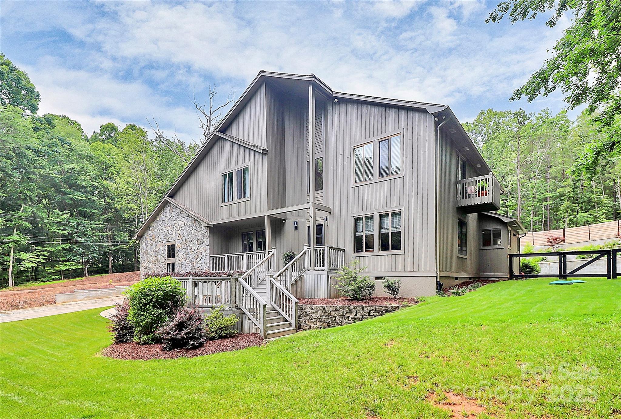Black Horse Run - Residential