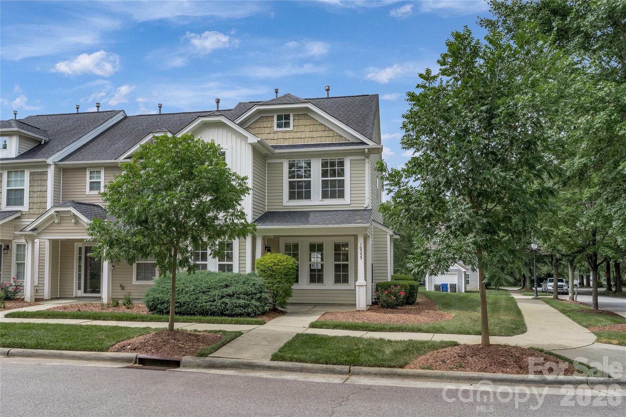 End unit townhome in popular Caldwell Station. 3 bedrooms, 2.5 baths with open floor plan. Eating bar in kitchen, abundant counter space, gas log fireplace in great room. 3 bedrooms upstairs with primary bath having large linen closet and dual sink vanity. Price reflects the need for new flooring and paint. Come make this Cornelius townhome your own. Only minutes to Lake Norman, Birkdale Shopping/dining area, interstates/highways, groceries, parks and schools. All this and walking distance to some of the nicest community amenities in the area.