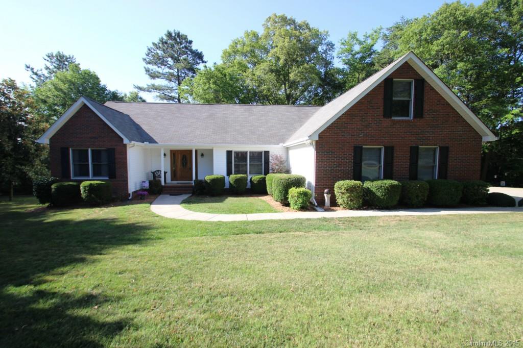 Looking for Privacy you have found it!  Just under 1 Acre partially wooded lot. Screened in Porch. Oak Cabinets & New Granite Counter Tops in the Kitchen, New Sink, New Faucet, New Garbage Disposal,New Paint, New Flooring throughout, 25 Year Stainmaster Carpets in the Living Area and all Bedrooms.New Hot Water Heater, New Stove/Oven, HVAC 2009,New Faucets & Water Lines in all Bathrooms 2010, New Laundry Sink, Faucet, & Cabinets 2014.Oversized Finished 2 Car Garage