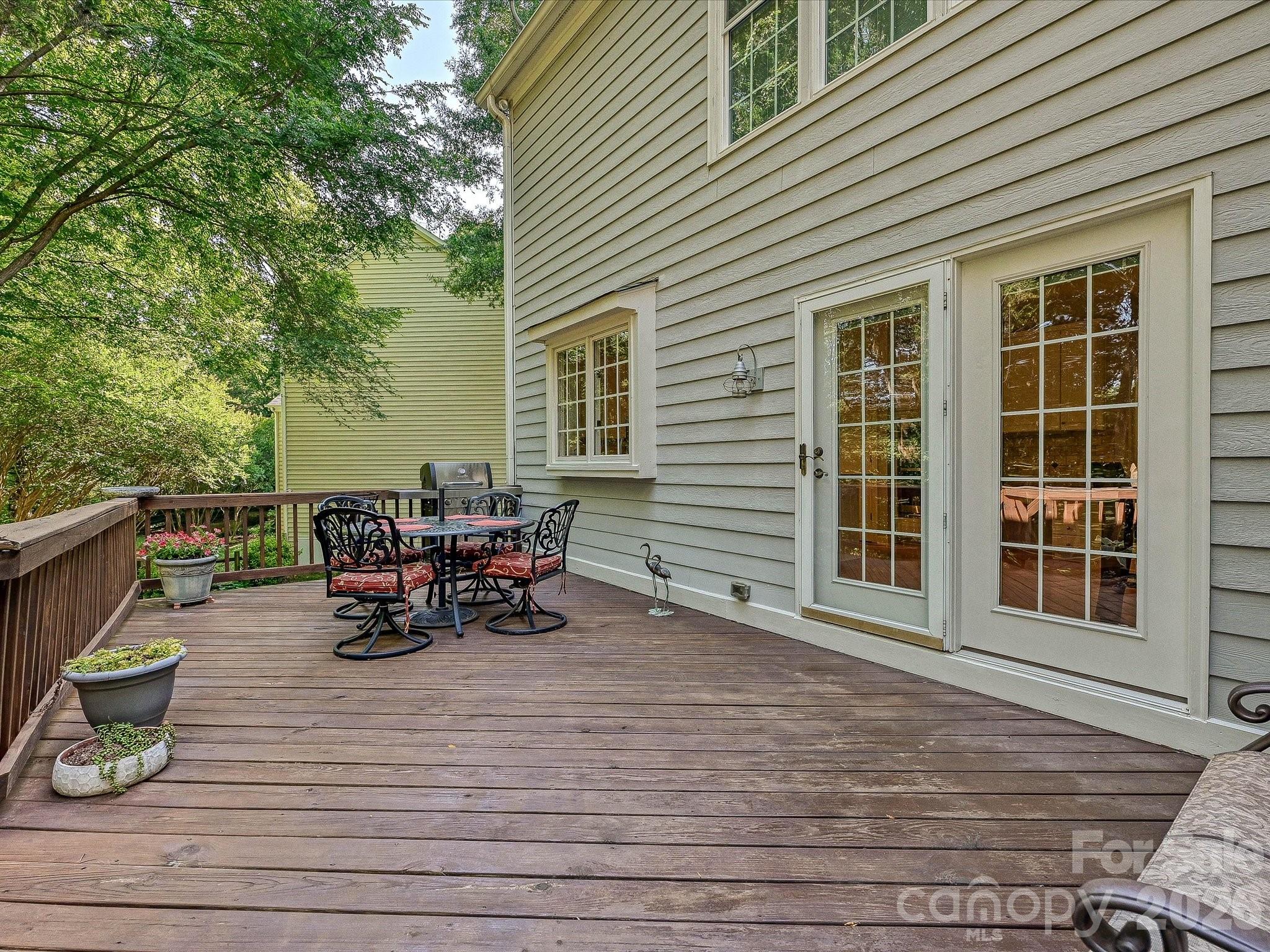 Highland Creek - Residential