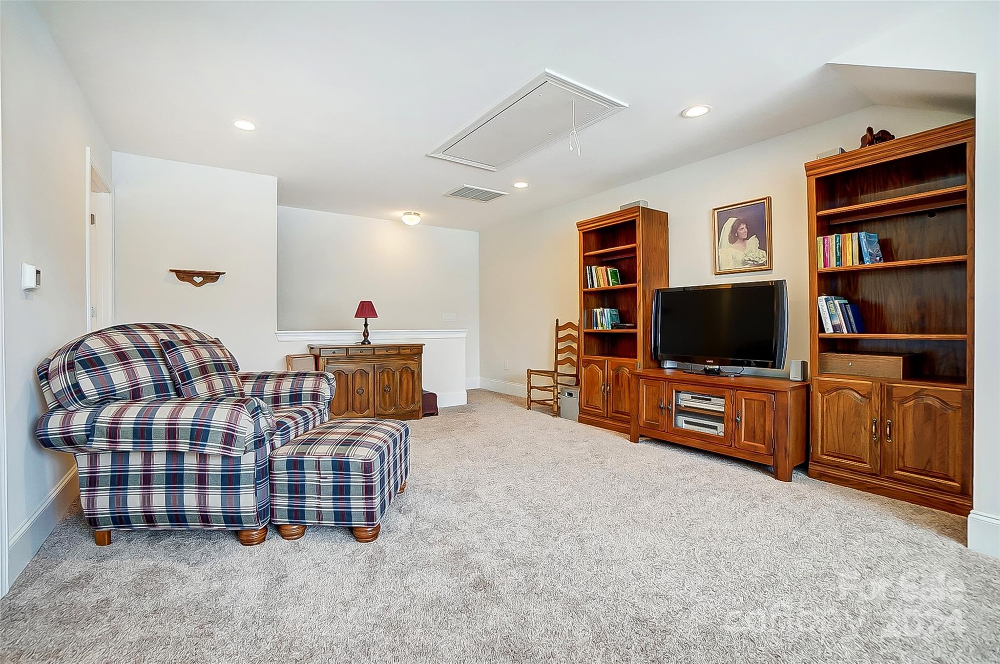 Augusta Place at Laurel Creek - Residential