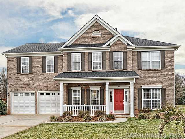 An upgraded home in Bethel Fields. 5 bedrooms & 2.5 baths at 2936sqft. Hardwood floors. Formal dining with the detail molding. Living area/office. 9ft. ceilings. Bonus room/5th bedroom wired for surround sound. Kitchen upgraded with granite, island, & stainless appliances. Open great room with gas fireplace. Oversized two car garage. Irrigation system & patio. Home warranty offered!