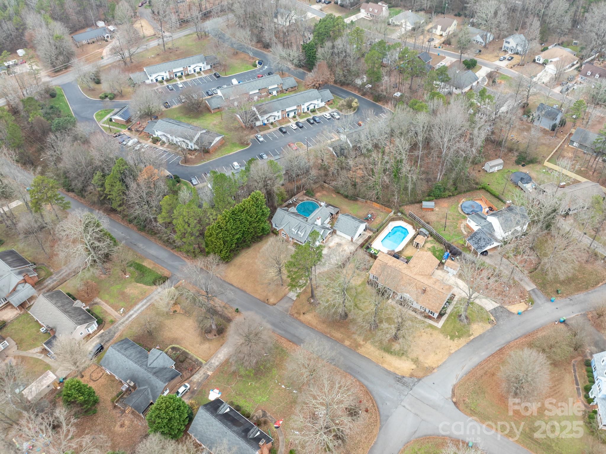 Edgewoods - Residential