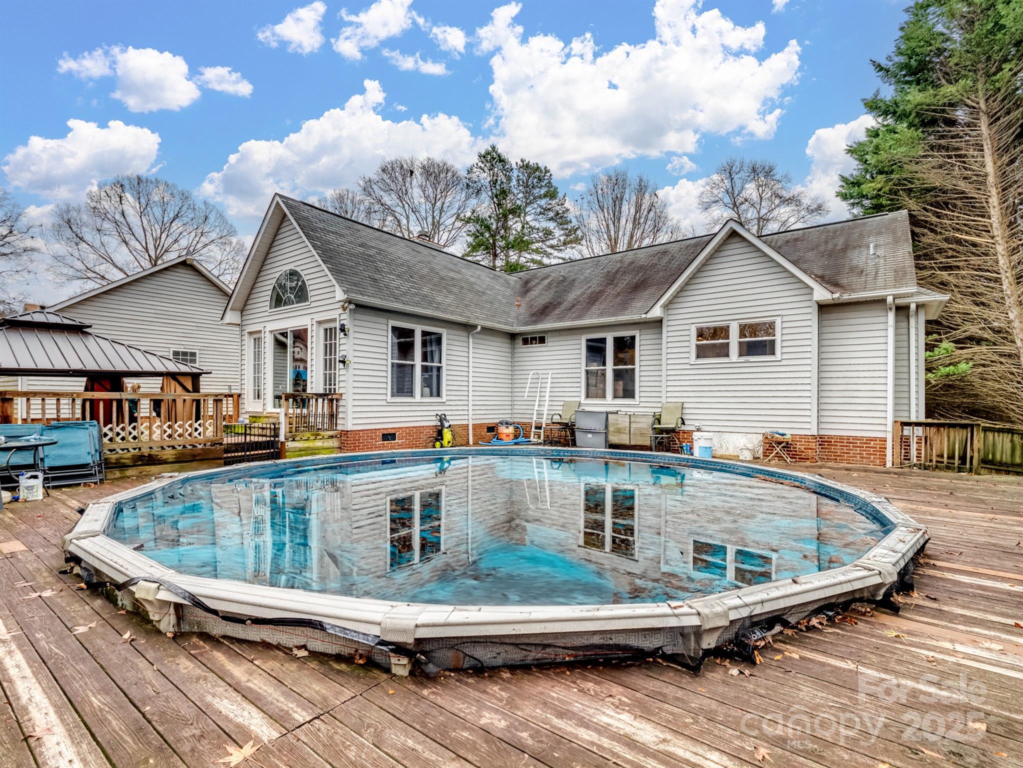 Edgewoods - Residential