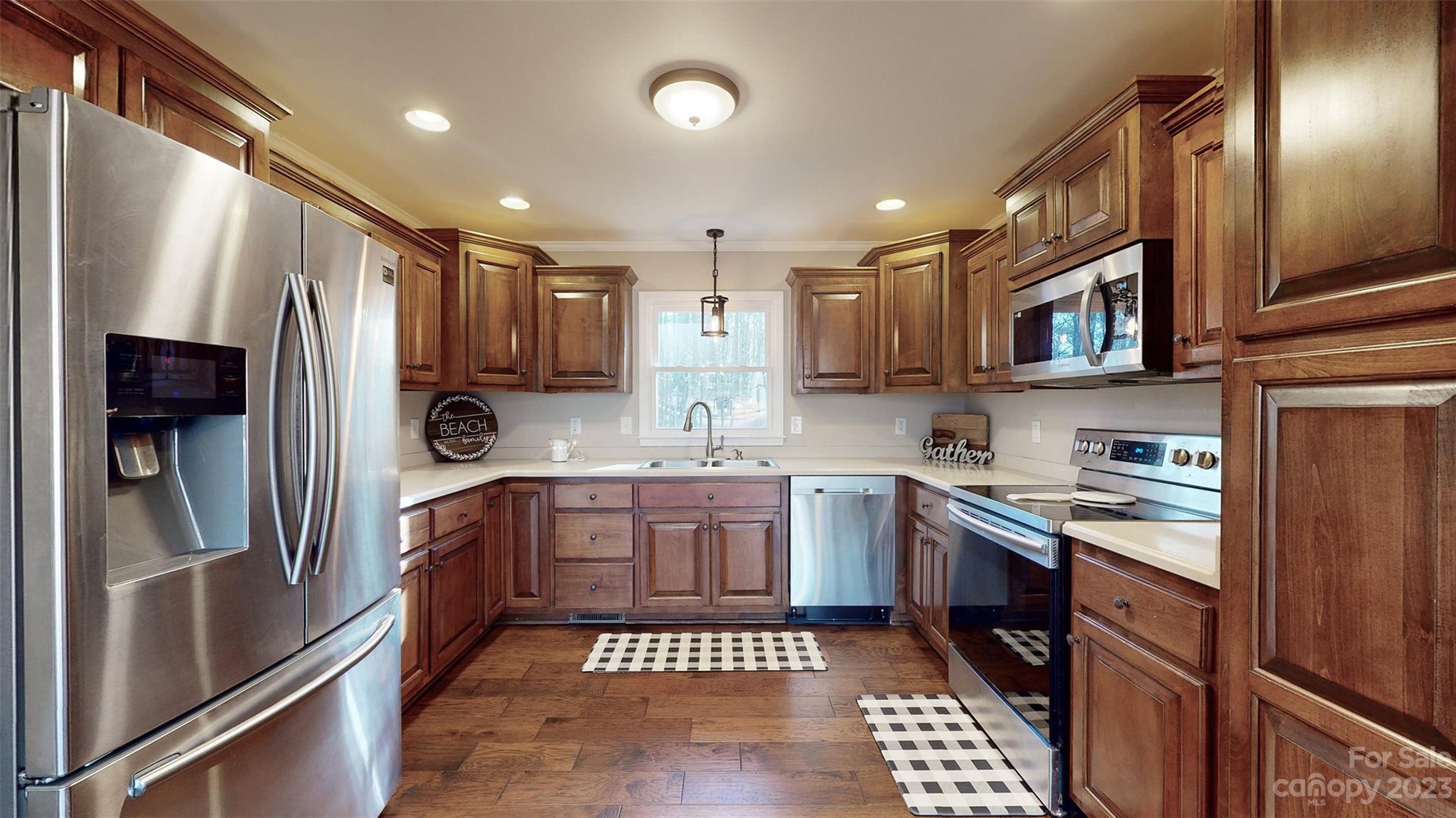 Golf Club Estates - Residential