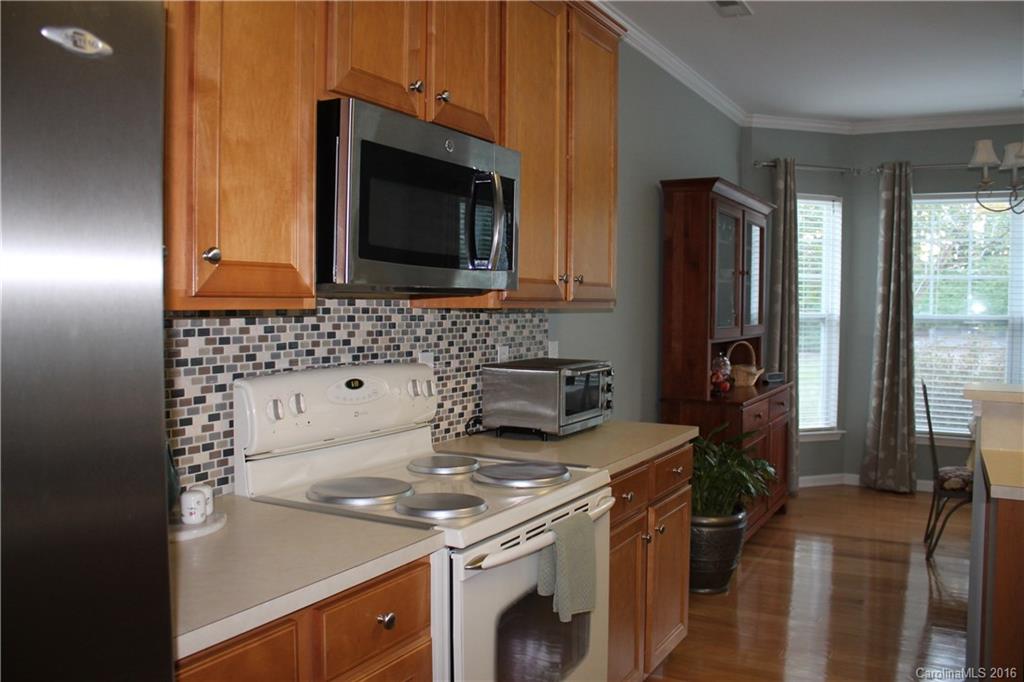 Ridge Pointe - Residential