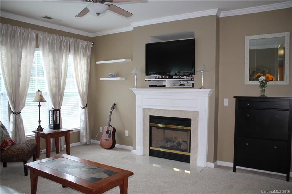 Ridge Pointe - Residential