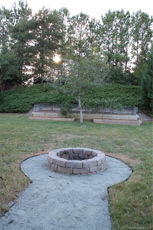 Ridge Pointe - Residential