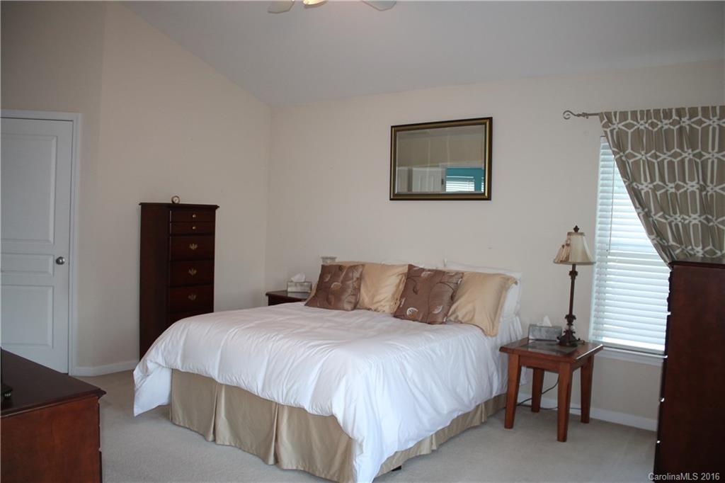 Ridge Pointe - Residential
