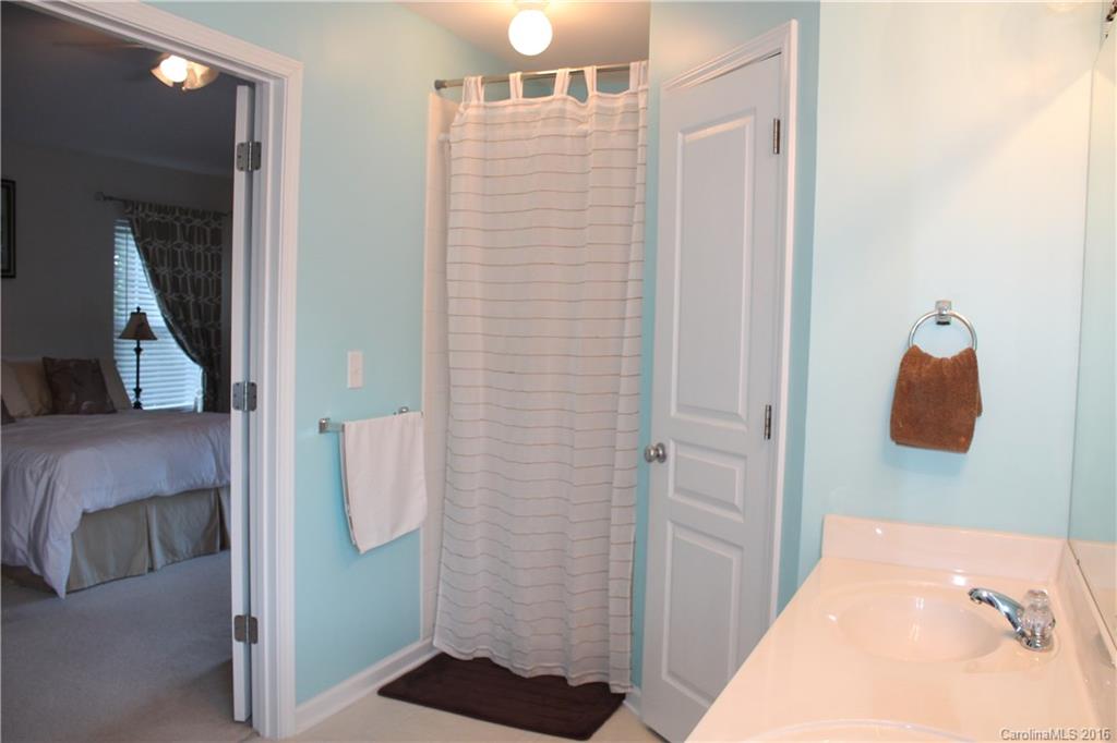 Ridge Pointe - Residential