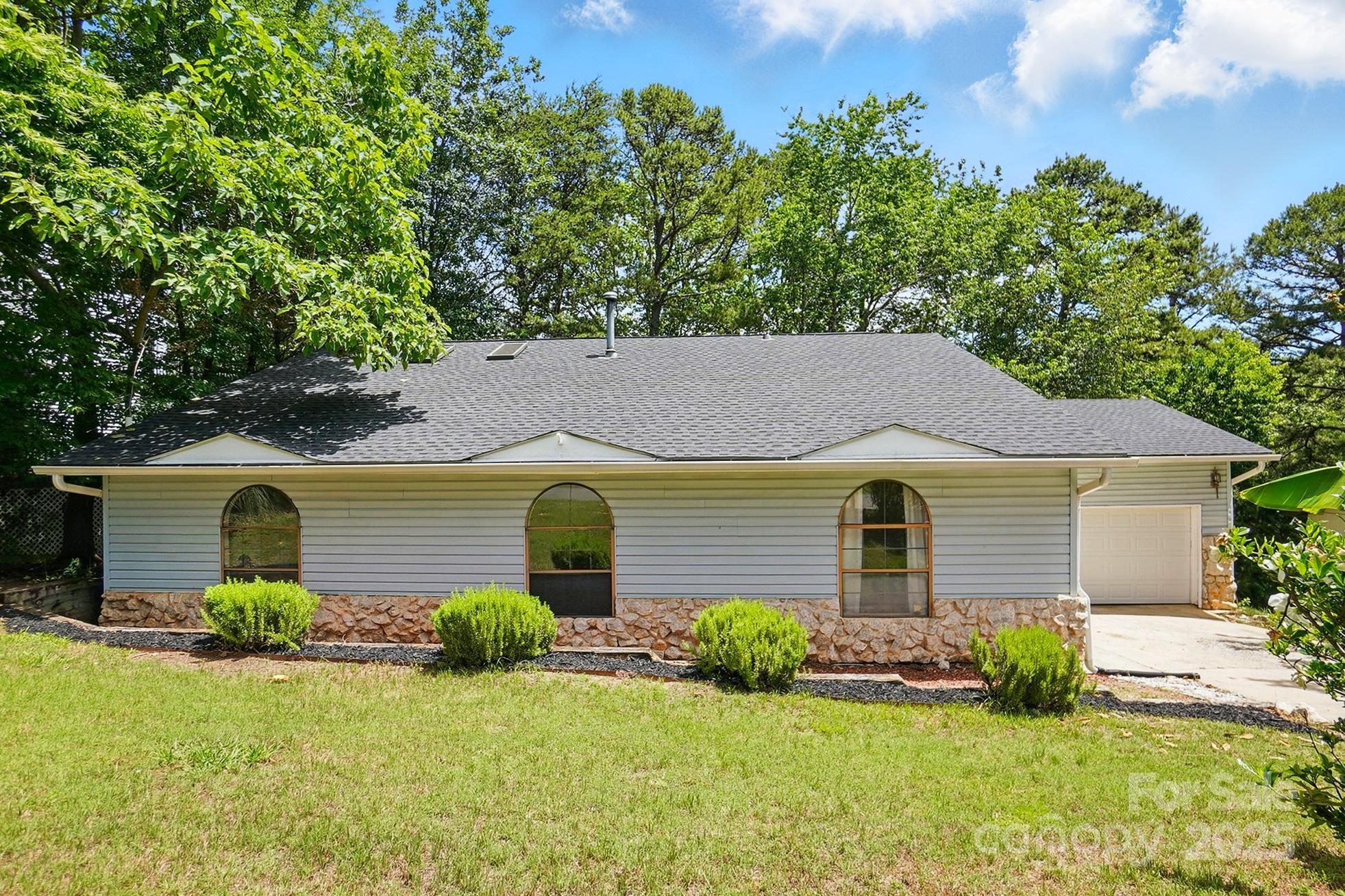 Tega Cay - Residential