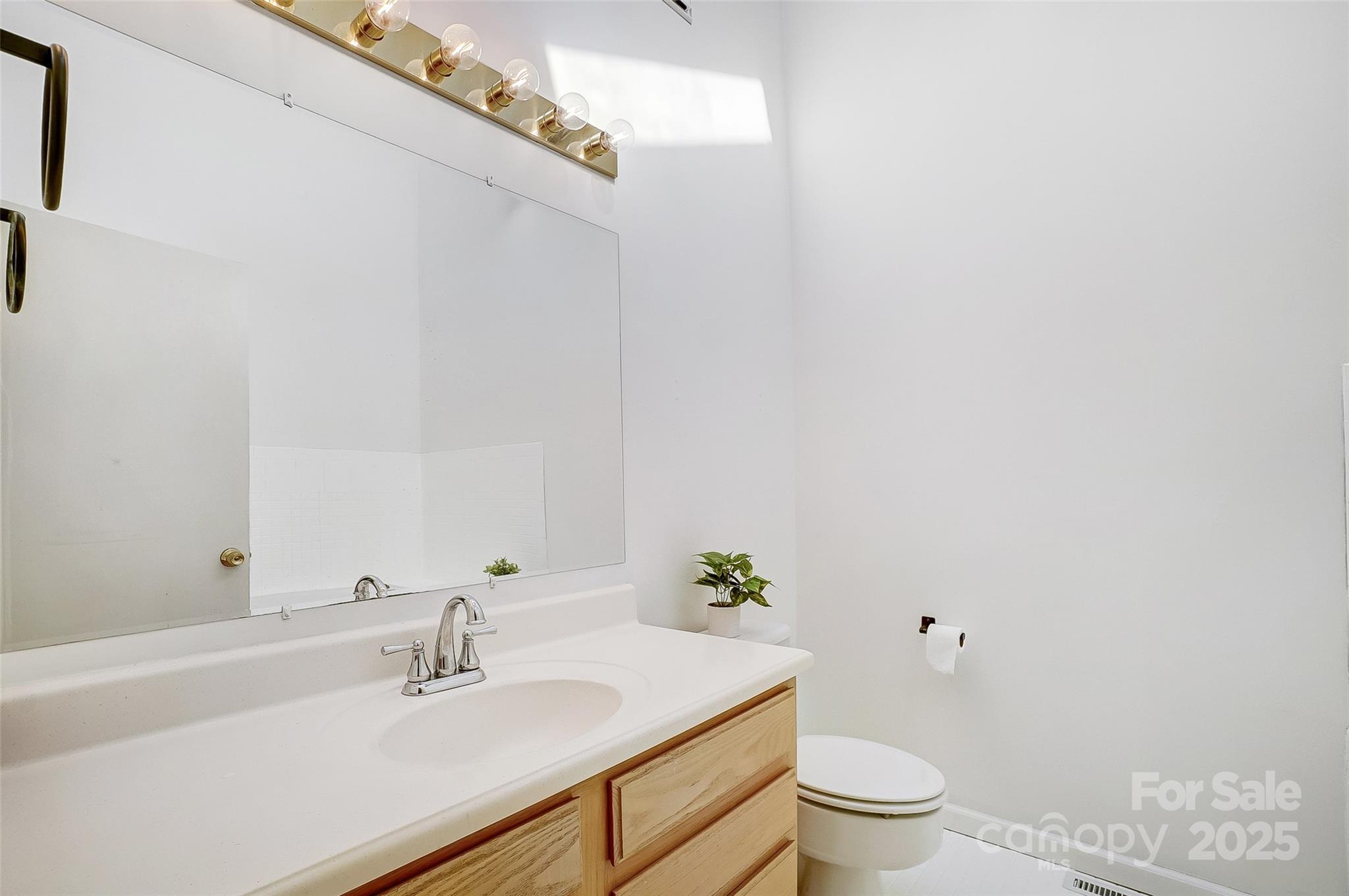 Tega Cay - Residential