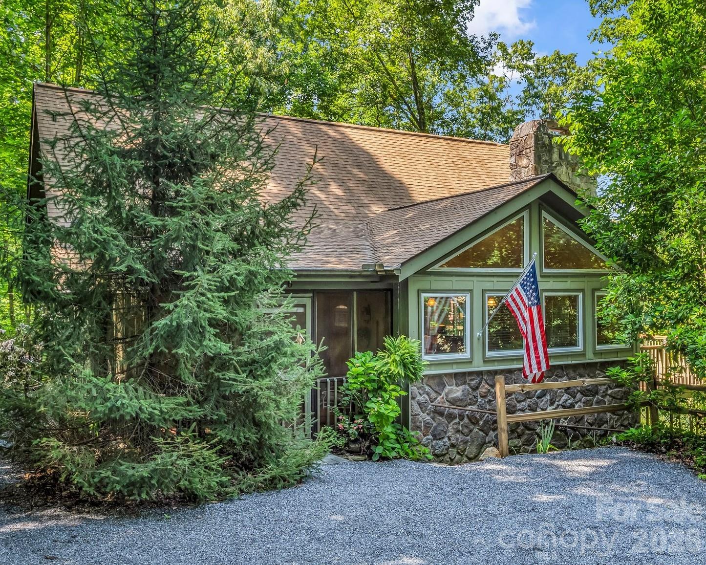 Rumbling Bald on Lake Lure - Residential