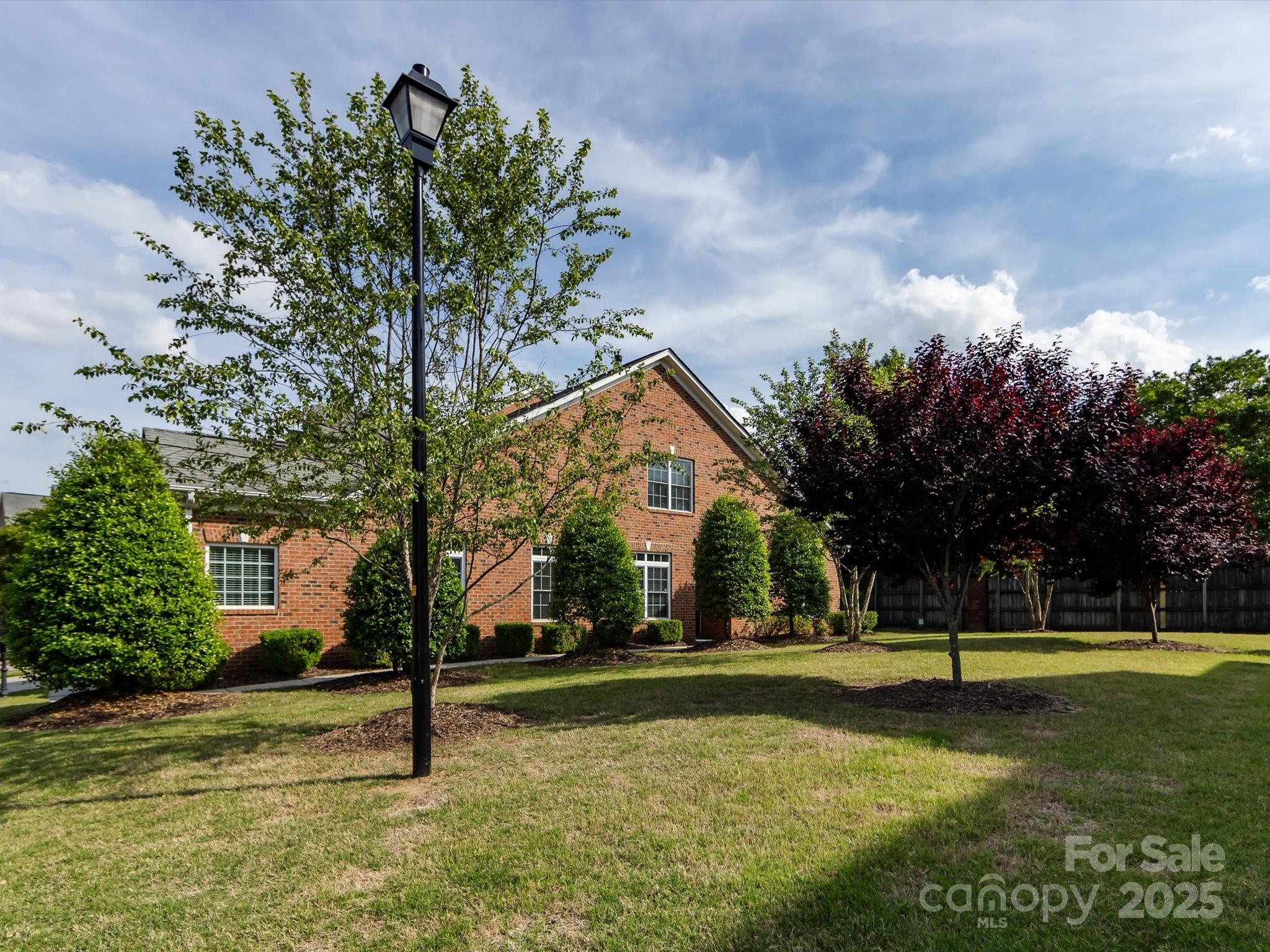 Beacon Knoll Villas - Residential