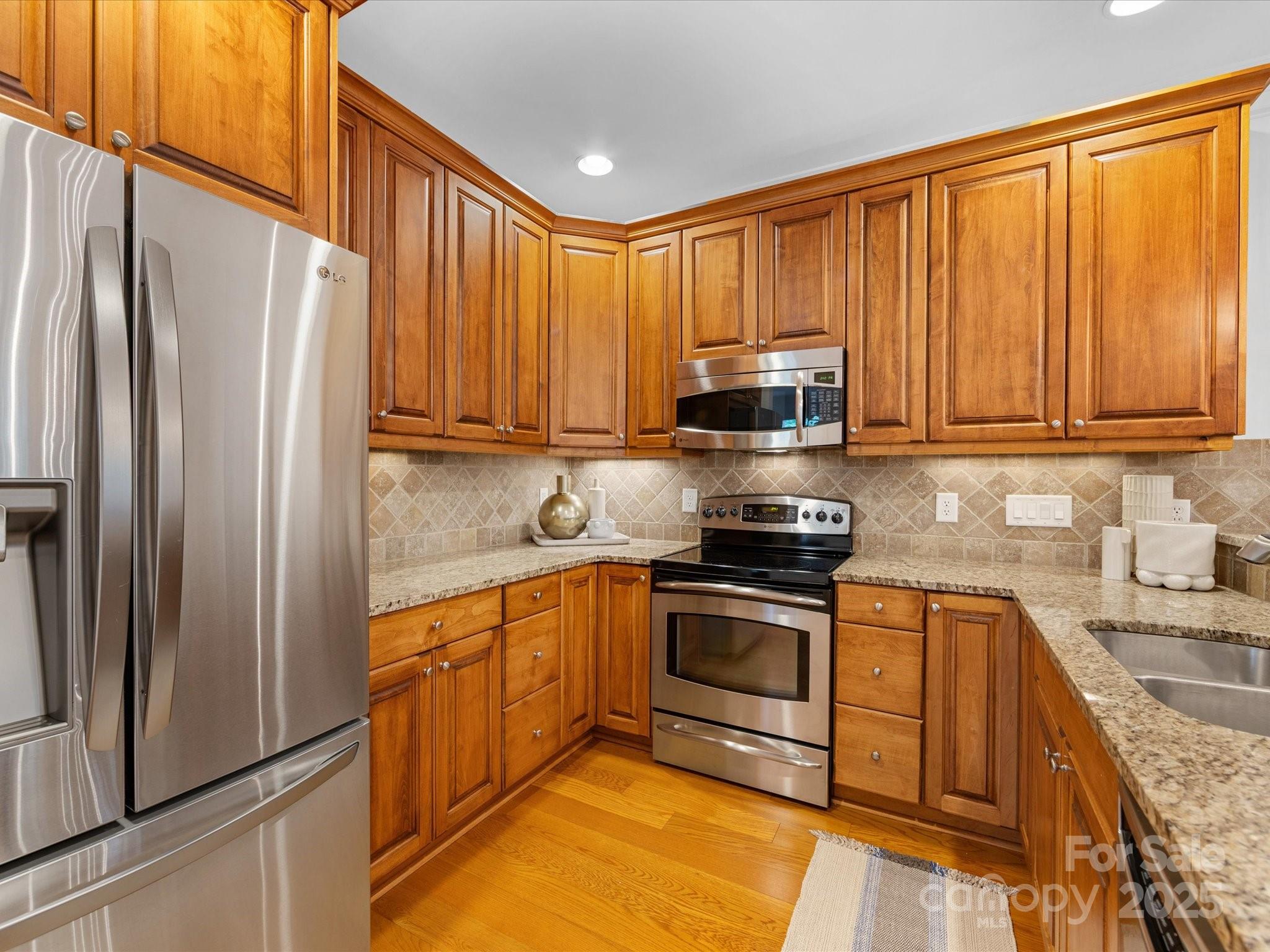 Beacon Knoll Villas - Residential