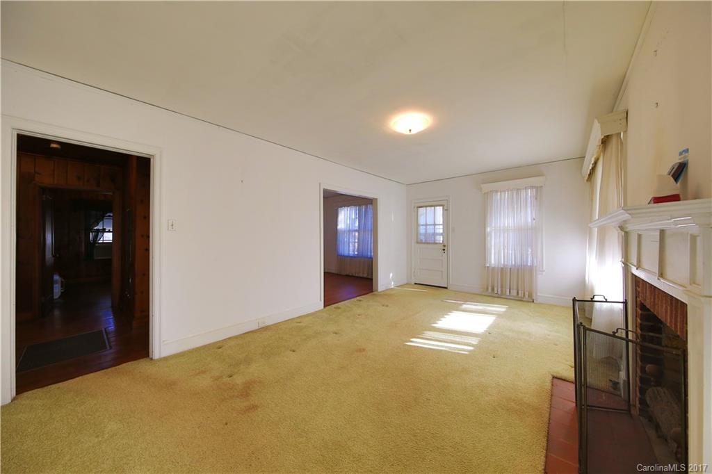 Seventeen Acres - Residential