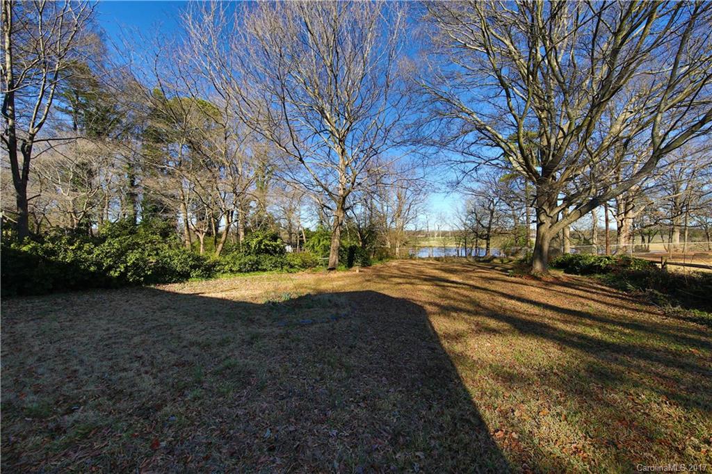 Seventeen Acres - Residential