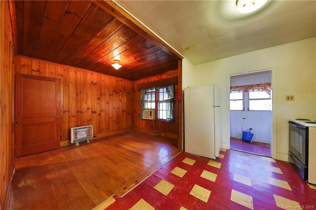 Seventeen Acres - Residential