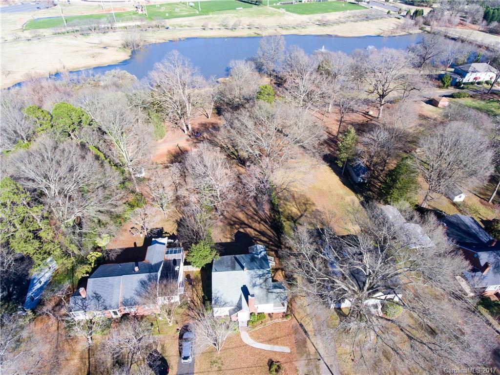 Seventeen Acres - Residential
