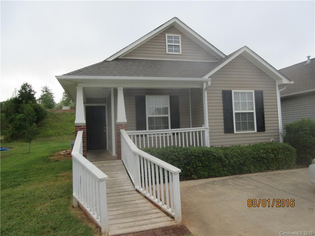 Great single level home. New carpets, fresh paint, with open floor plan. Washer, dryer, and refrigerator are included.