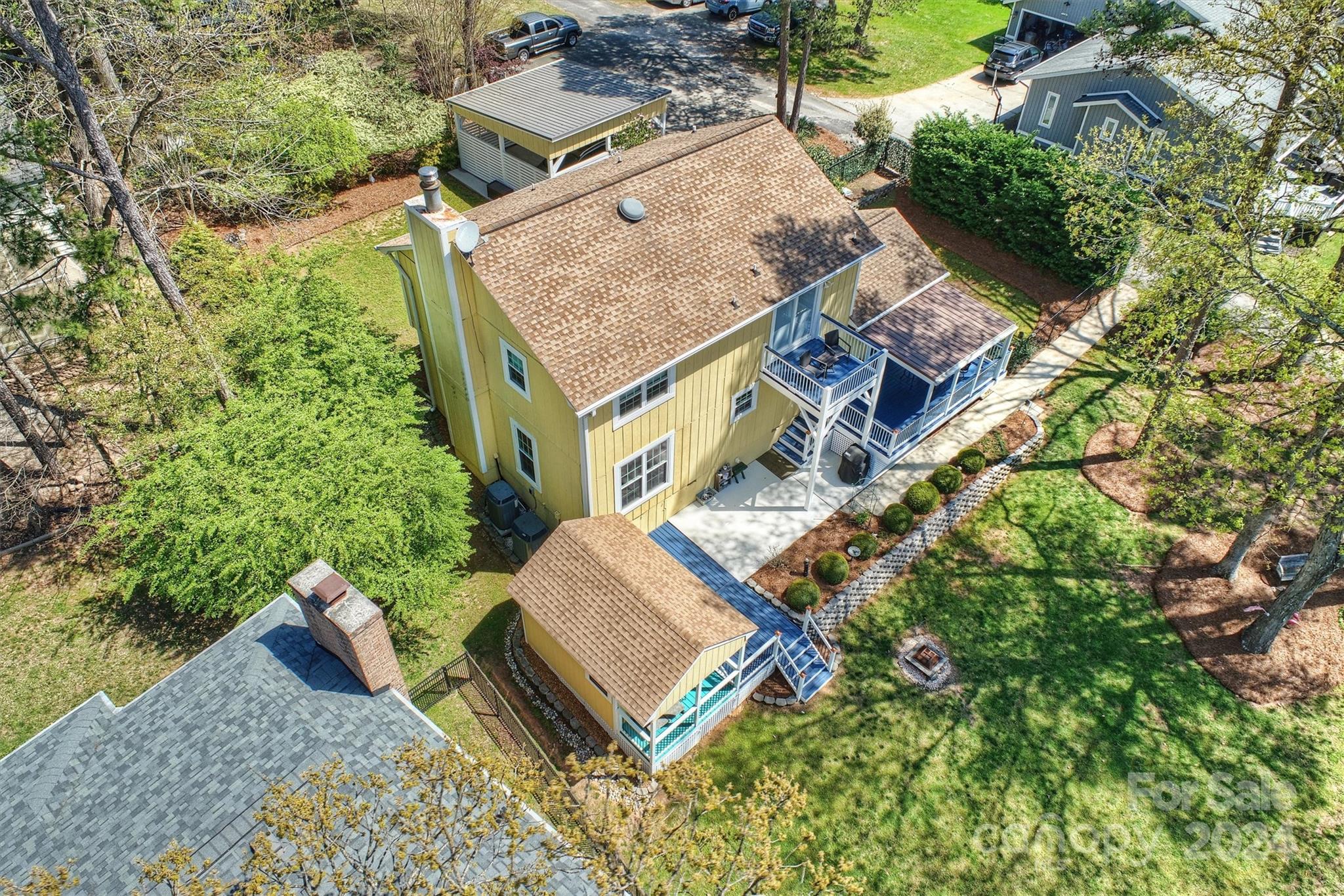 Tega Cay - Residential