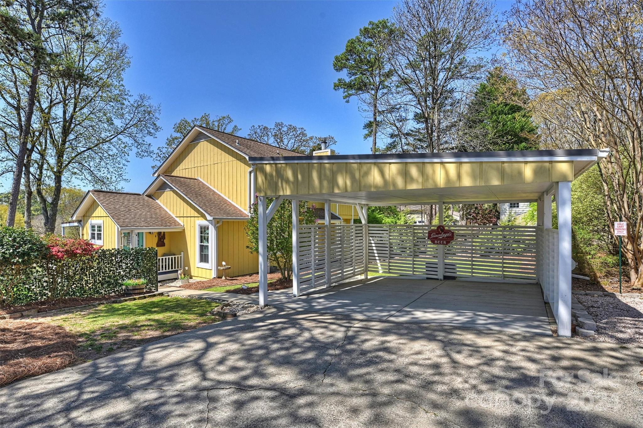 Tega Cay - Residential