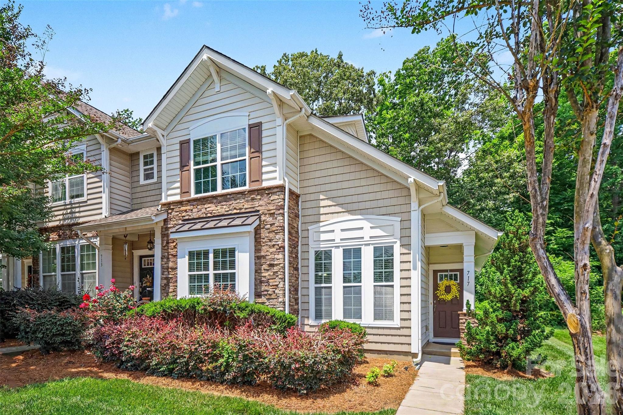 Waters Edge - Residential